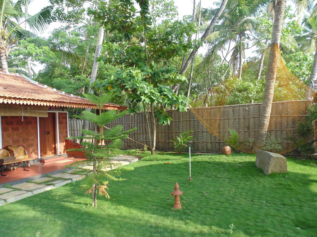 Ambadis Villas Kodungallur Экстерьер фото